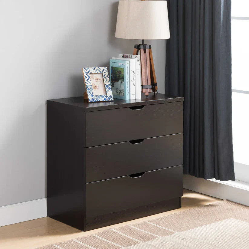 Bedroom > Chests