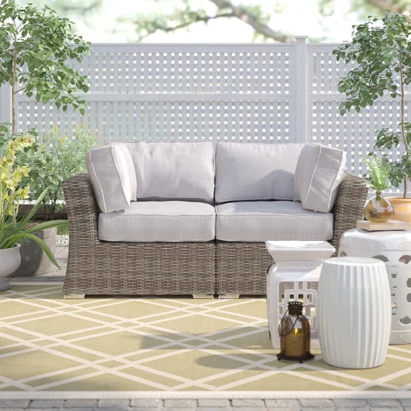 Outdoor > Loveseats - Couch
