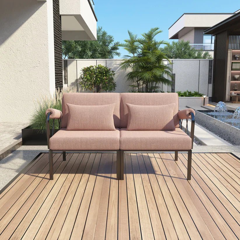Outdoor > Outdoor Pieces - Couch