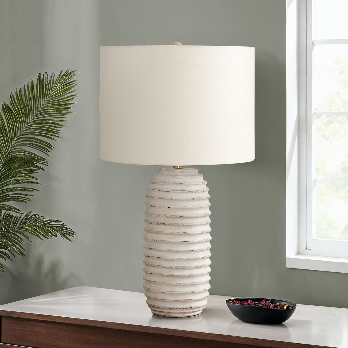 Lighting, Table Lamp - Cream - Resin