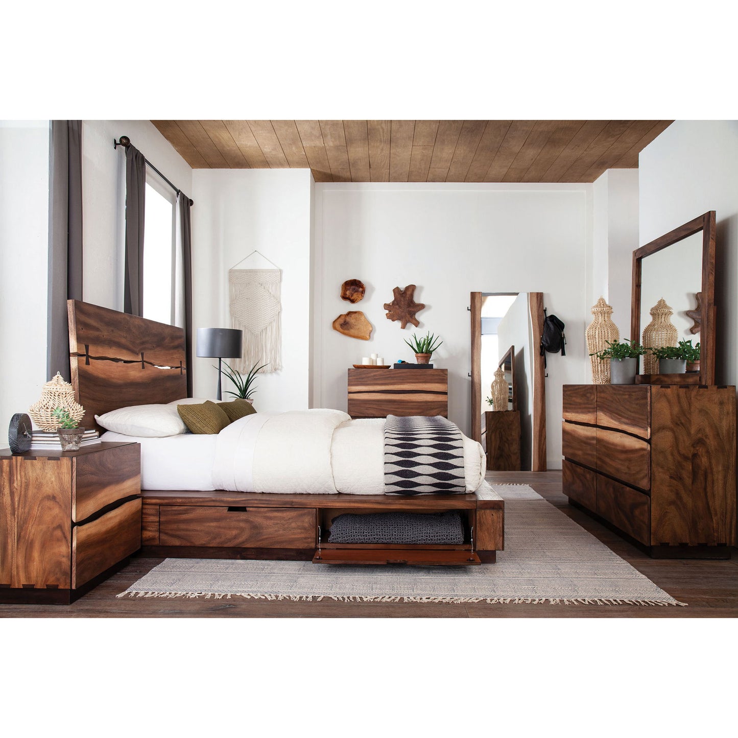 Beverly - Storage Bedroom Set