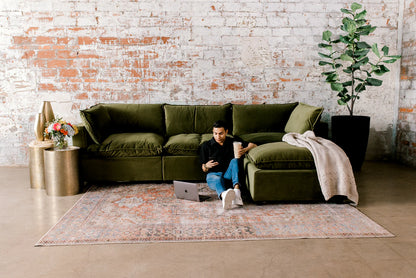 Luna Sofa 122" + Ottoman