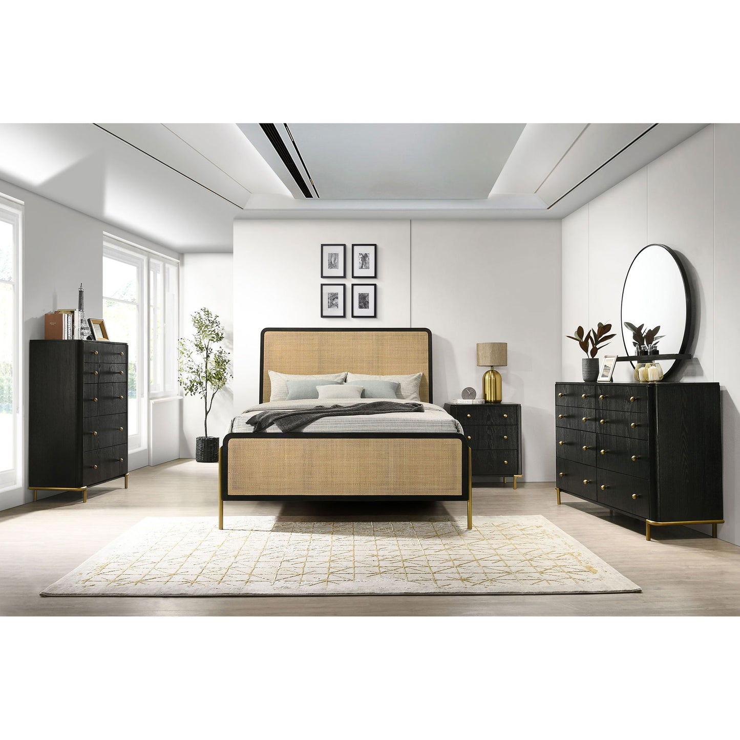 Anser - 5 Piece Eastern King Bedroom Set - Black / Natural