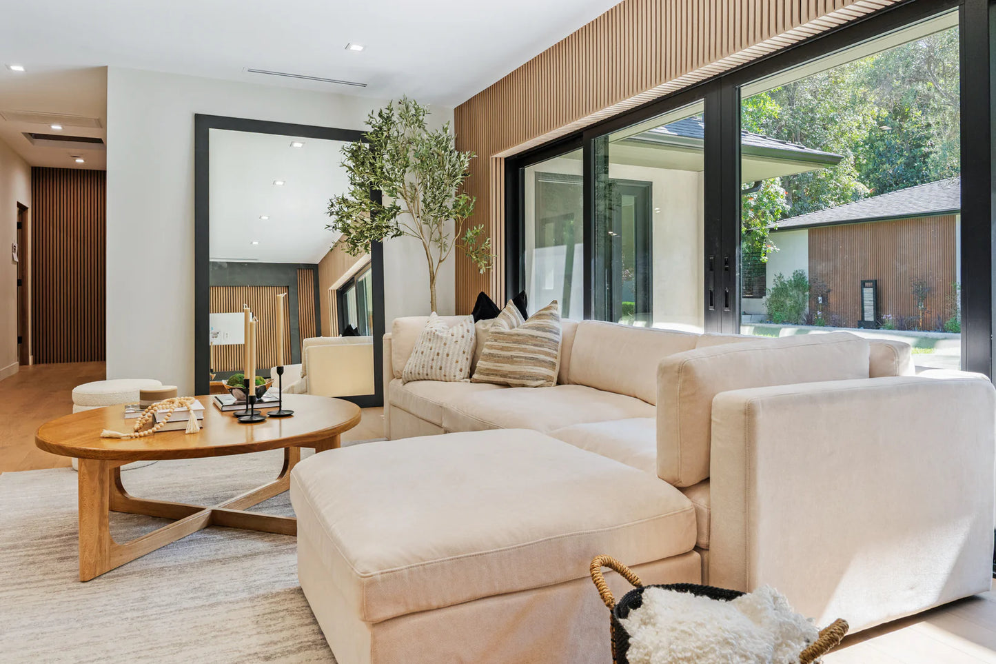 Bella 3 Seater + Ottoman