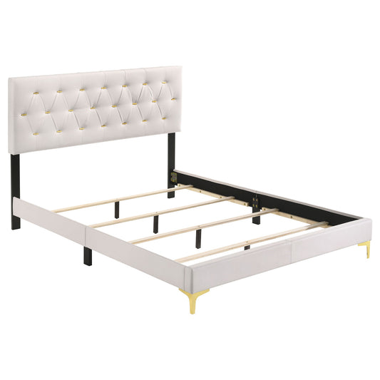 James - Panel Bed
