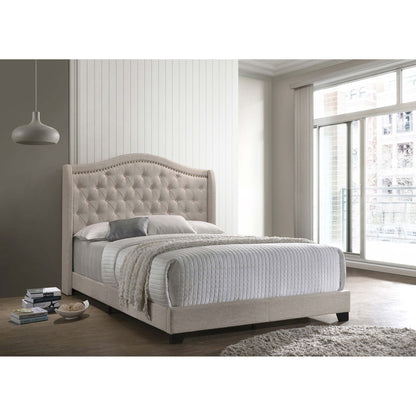 Maassluis - Bed With Button Tufted Headboard