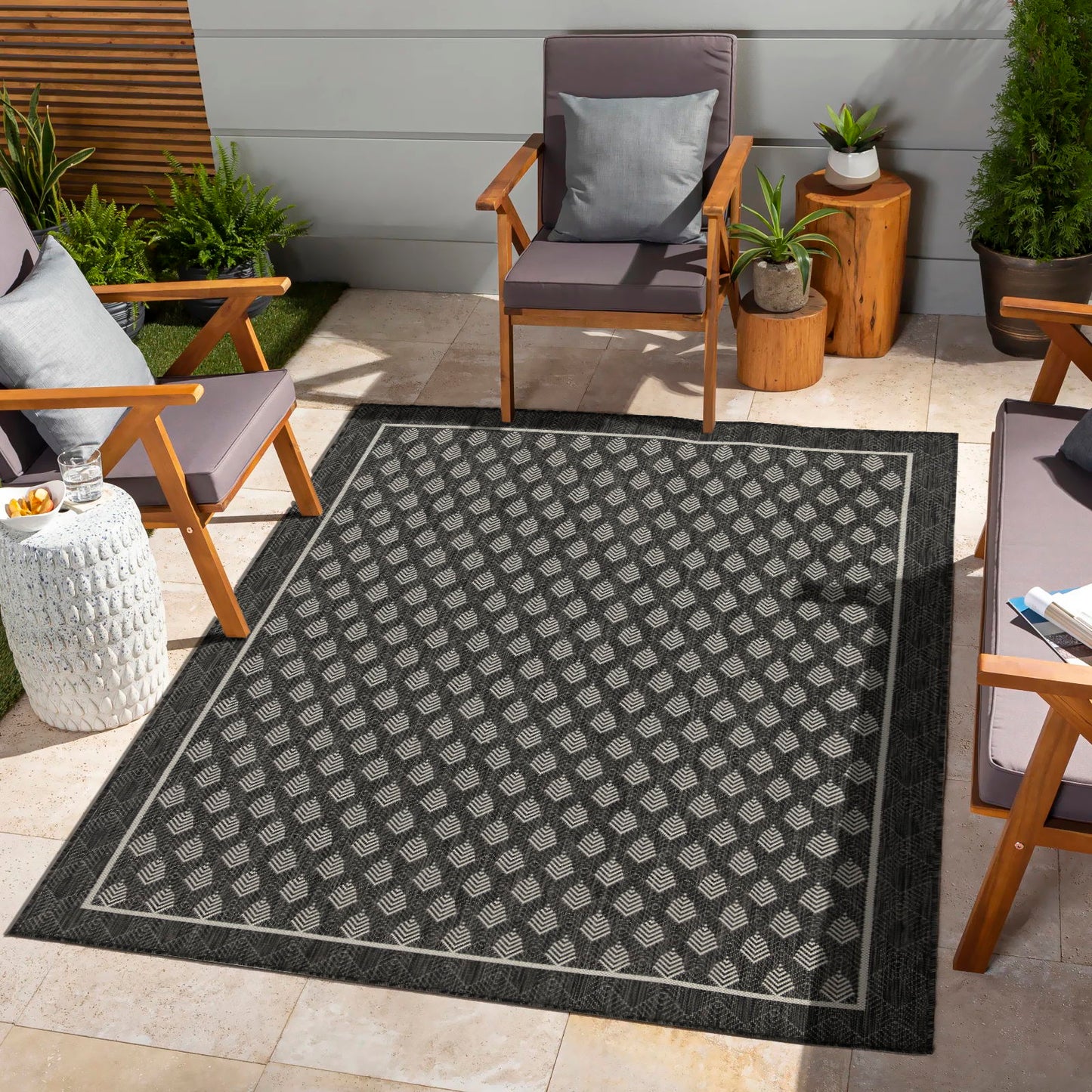 Sunshine - 5'3" X 7'3" Indoor, Outdoor Polypropylene Area Rug - Anthracite